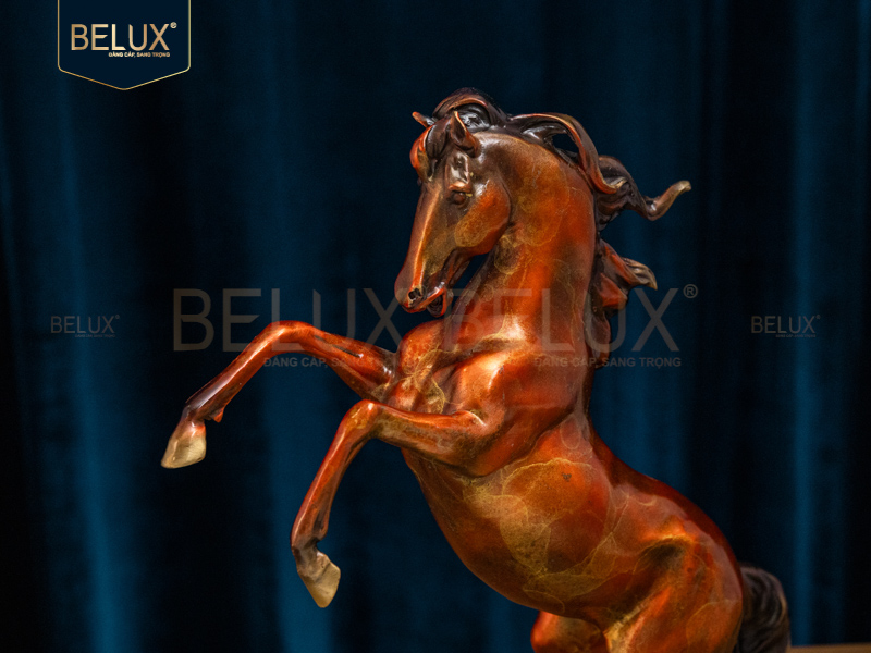 Tượng Ngựa Đứng Phi Mã bằng đồng decor cao 30cm